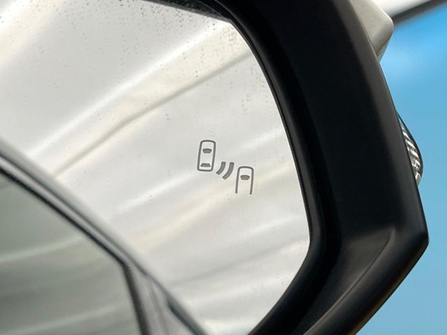 TOYOTA HARRIER HYBRID 2022 Image 31