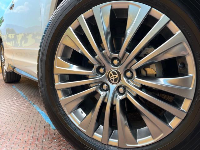 TOYOTA HARRIER 2WD 2022 Image 31