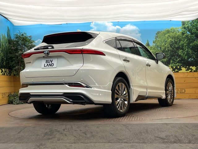 TOYOTA HARRIER 2WD 2022 Image 31