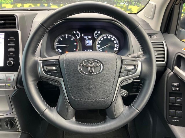 TOYOTA LANDCRUISER PRADO 2023 Image 31