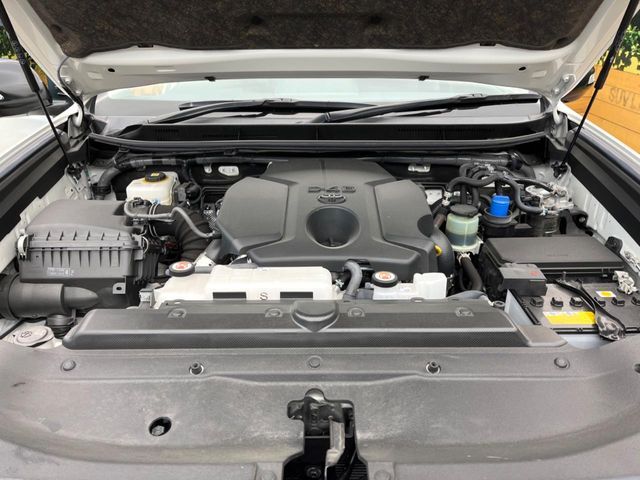 TOYOTA LANDCRUISER PRADO 2023 Image 31