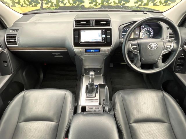 TOYOTA LANDCRUISER PRADO 2023 Image 31