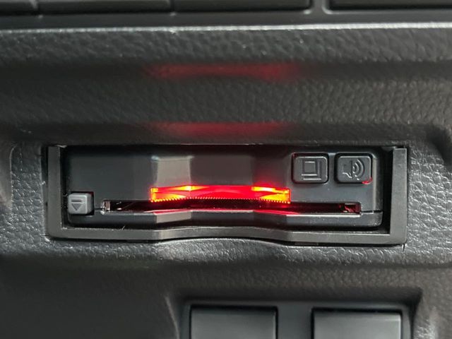 TOYOTA COROLLA CROSS HYBRID 2023 Image 31