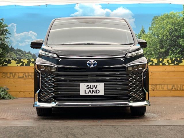 TOYOTA VOXY HYBRID 2024 Image 31