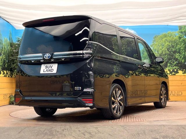 TOYOTA VOXY HYBRID 2024 Image 31