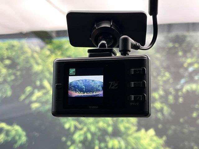 TOYOTA HILUX 4WD 2023 Image 31