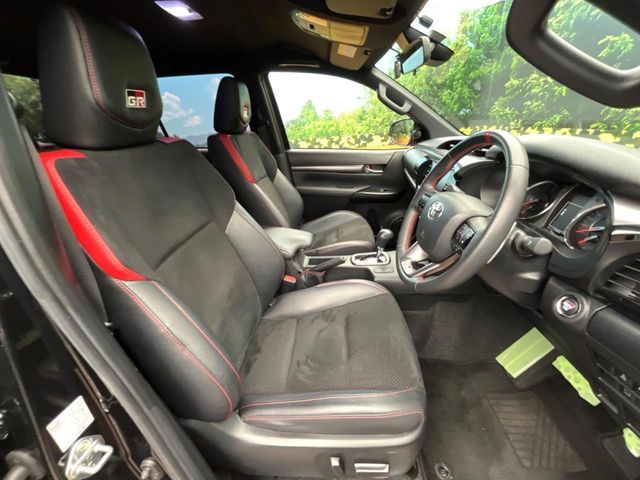 TOYOTA HILUX 4WD 2023 Image 31