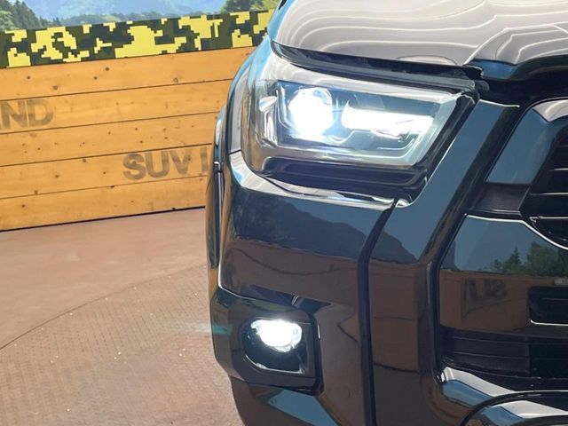 TOYOTA HILUX 4WD 2023 Image 31