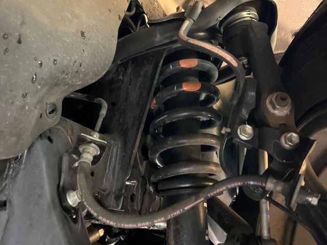 TOYOTA HILUX 4WD 2023 Image 31