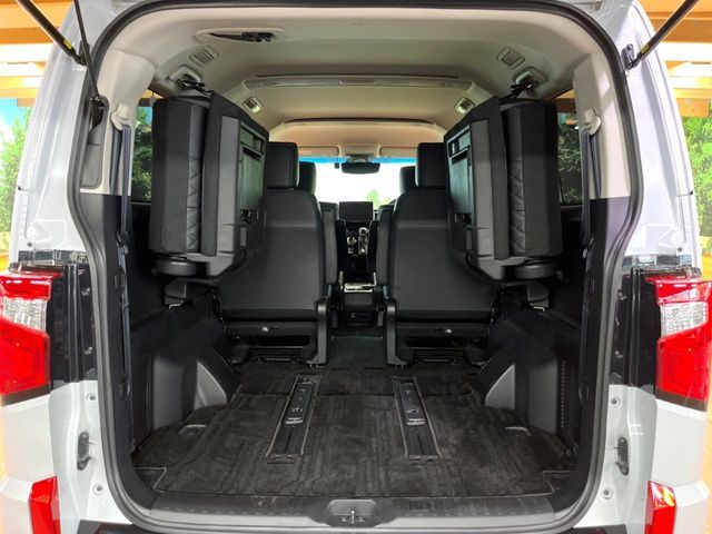 MITSUBISHI DELICA D:5 4WD 2024 Image 31