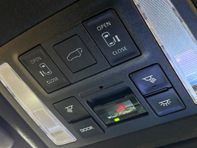 TOYOTA VOXY 2024 Image 31