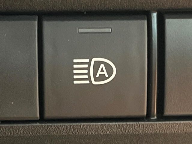 TOYOTA VOXY 2024 Image 31