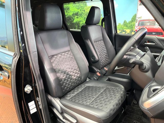 TOYOTA VOXY 2024 Image 31