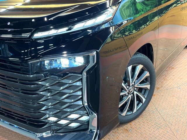 TOYOTA VOXY 2024 Image 31