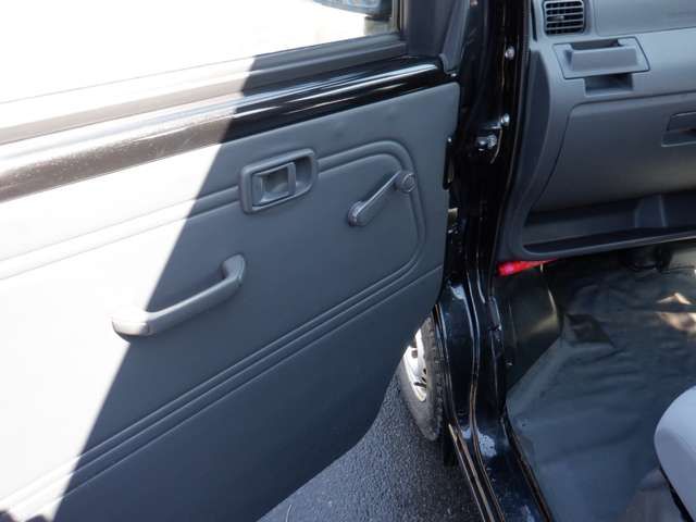 DAIHATSU HIJET DECKVAN 4WD 2012 Image 31