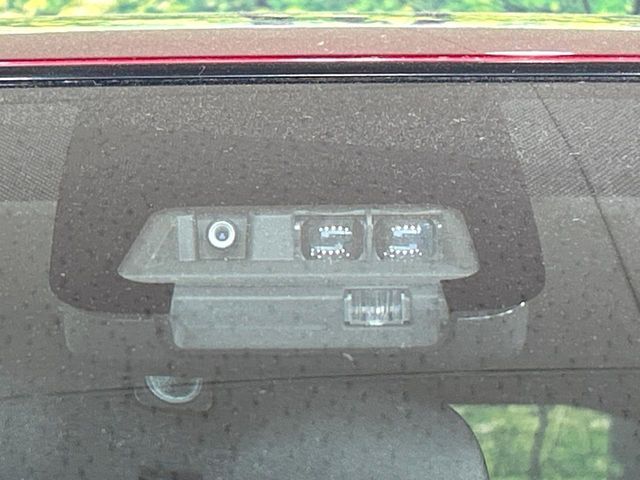 TOYOTA VITZ 2015 Image 31