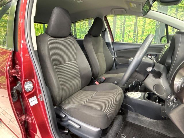 TOYOTA VITZ 2015 Image 31