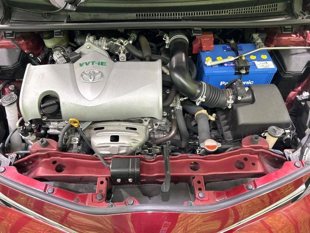 TOYOTA VITZ 2015 Image 31