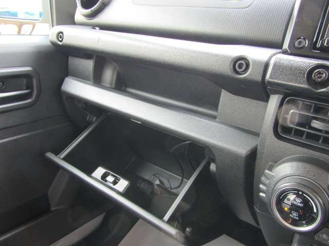 SUZUKI JIMNY 4WD 2022 Image 31