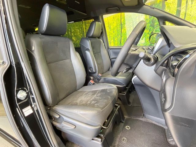 TOYOTA VOXY 2021 Image 31