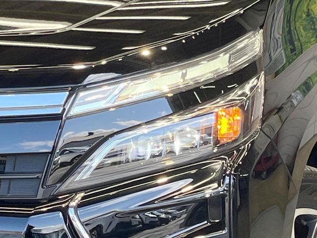 TOYOTA VOXY 2021 Image 31