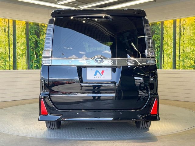 TOYOTA VOXY 2021 Image 31