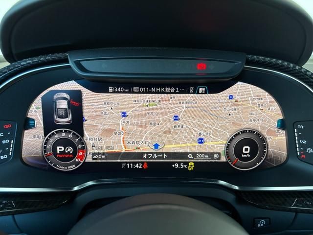 AUDI R8 2023 Image 31