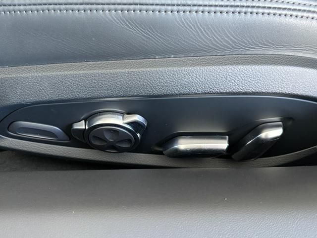 AUDI R8 2023 Image 31