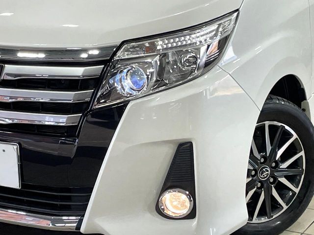 TOYOTA NOAH 2017 Image 31