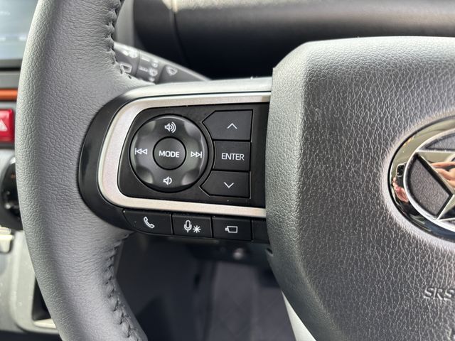 DAIHATSU TANTO FAN CROSS 2023 Image 31