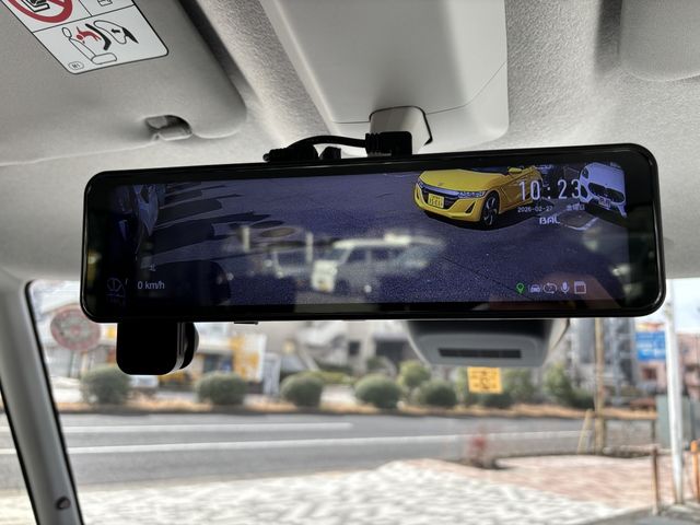 DAIHATSU TANTO FAN CROSS 2023 Image 31