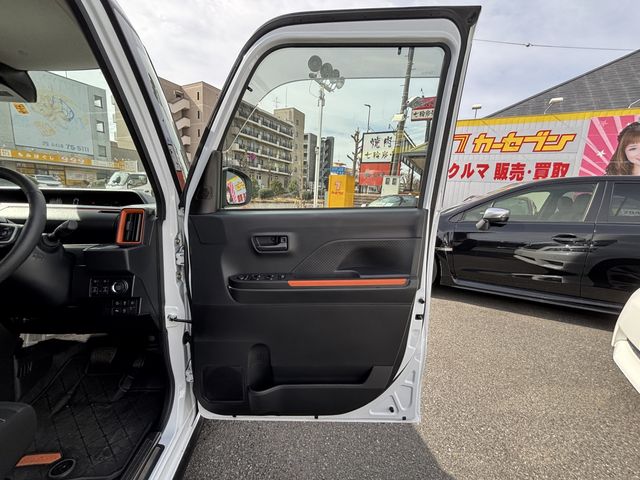 DAIHATSU TANTO FAN CROSS 2023 Image 31