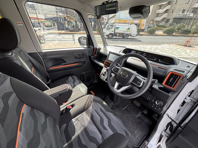 DAIHATSU TANTO FAN CROSS 2023 Image 31