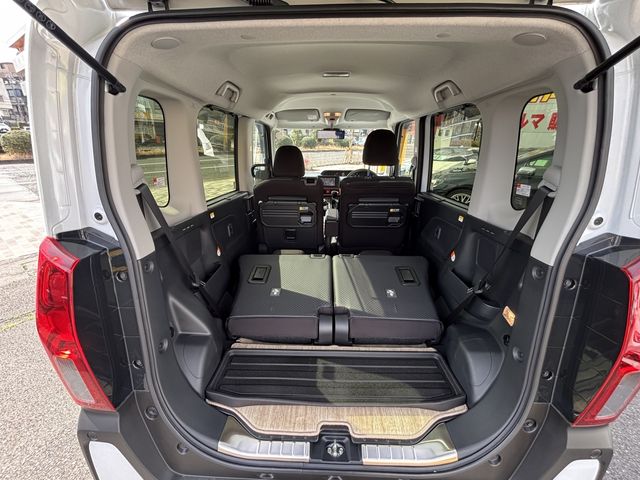 DAIHATSU TANTO FAN CROSS 2023 Image 31