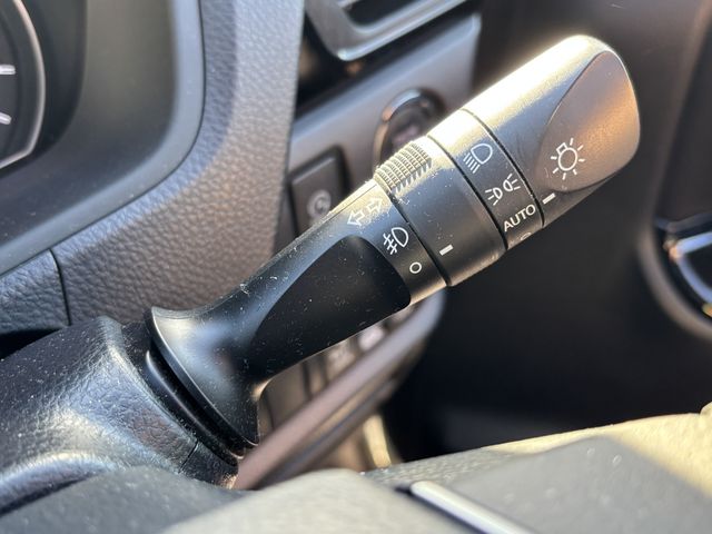 TOYOTA NOAH 2018 Image 31