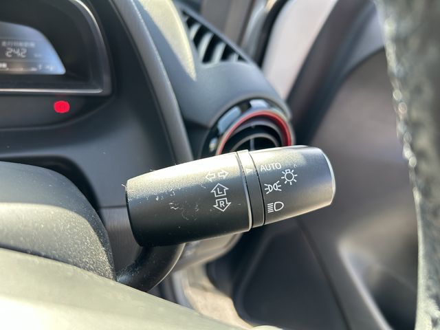 MAZDA DEMIO 2018 Image 31