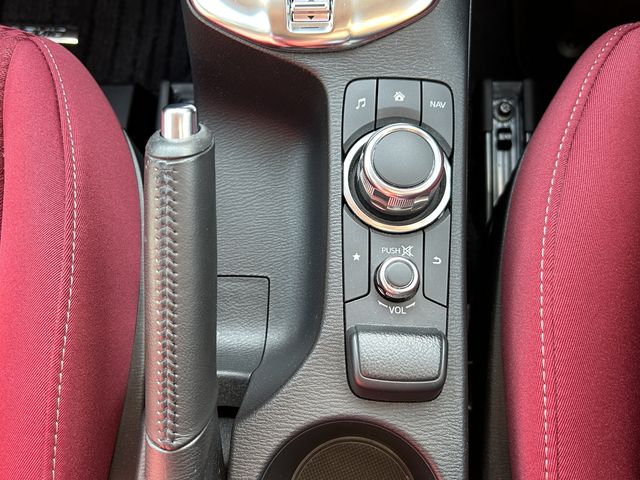 MAZDA DEMIO 2018 Image 31