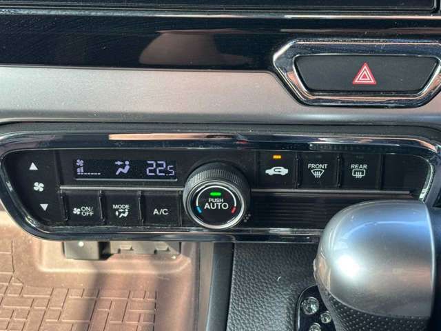 HONDA N BOX CUSTOM 2017 Image 31