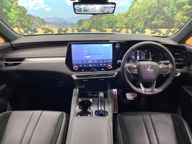 TOYOTA LEXUS RX500H 2023 Image 31