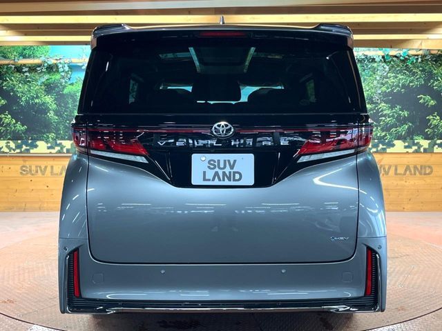 TOYOTA VELLFIRE  HYBRID 2026 Image 31