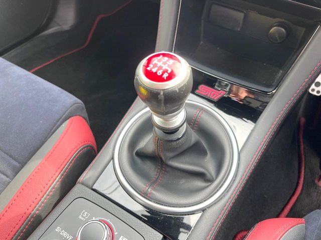 SUBARU WRX STI 2018 Image 31