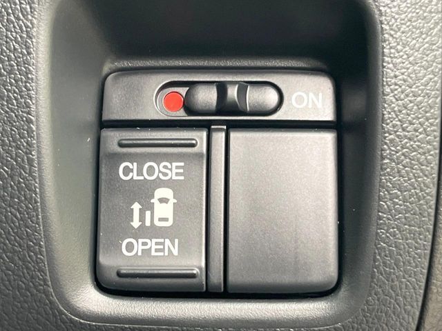 HONDA N BOX CUSTOM 2016 Image 31