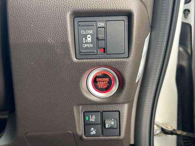 HONDA N BOX 2022 Image 31