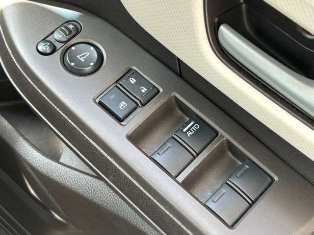 HONDA N BOX 2022 Image 31