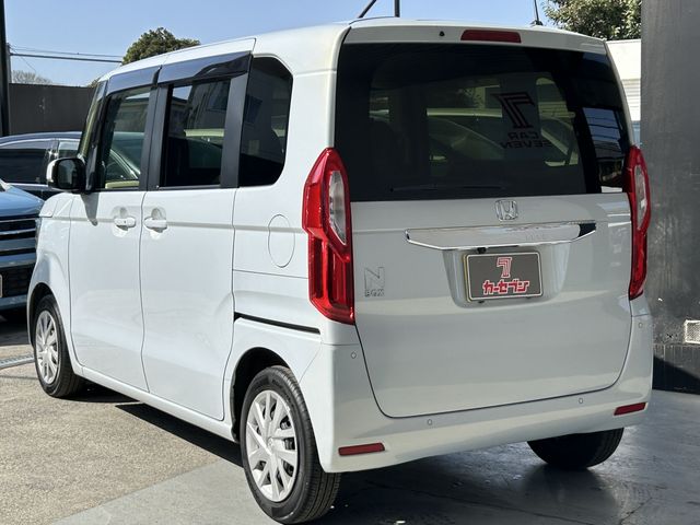 HONDA N BOX 2022 Image 31