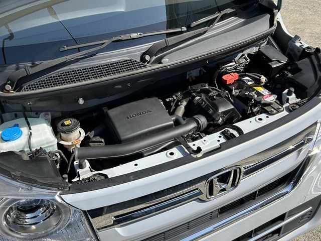 HONDA N BOX 2022 Image 31