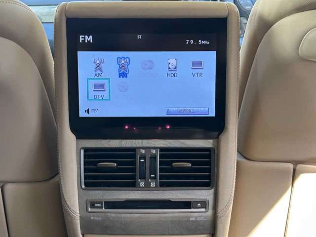 TOYOTA LEXUS LS600HL 2012 Image 31