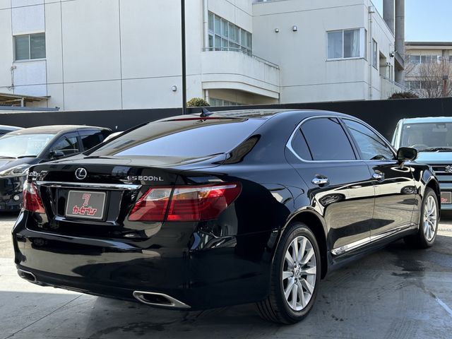 TOYOTA LEXUS LS600HL 2012 Image 31