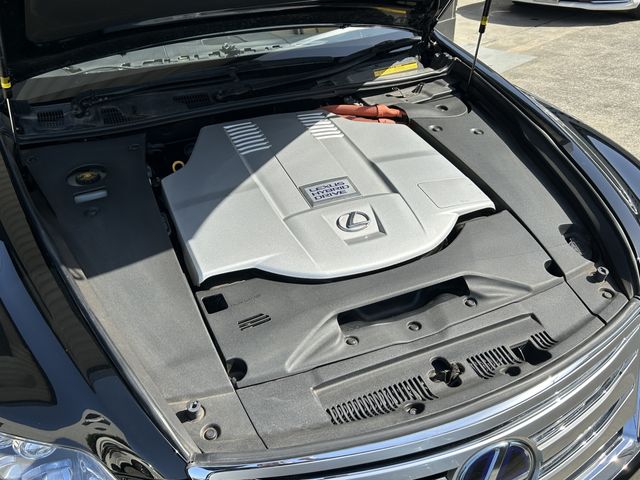 TOYOTA LEXUS LS600HL 2012 Image 31