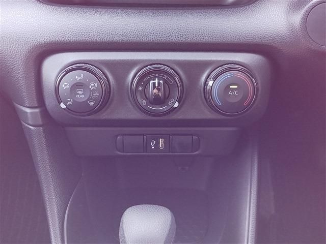 TOYOTA YARIS 2021 Image 31